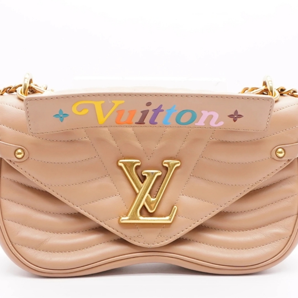 LOUIS VUITTON New Wave Chain MM Crossbody Bag